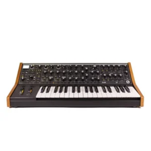 SUBSEQUENT 37 SINTETIZZATORE