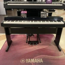 Pianoforte Digitale con Stream Lights e App Smart Pianist