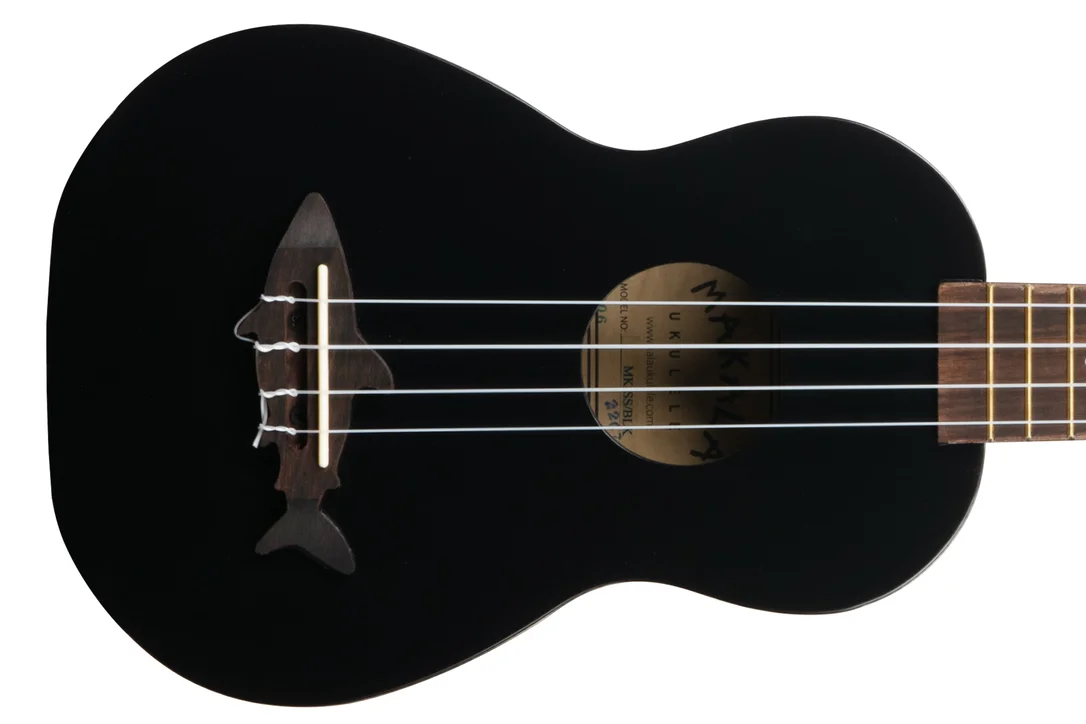 Makala MK-SS/BLK Blacktip Shark Soprano Ukulele