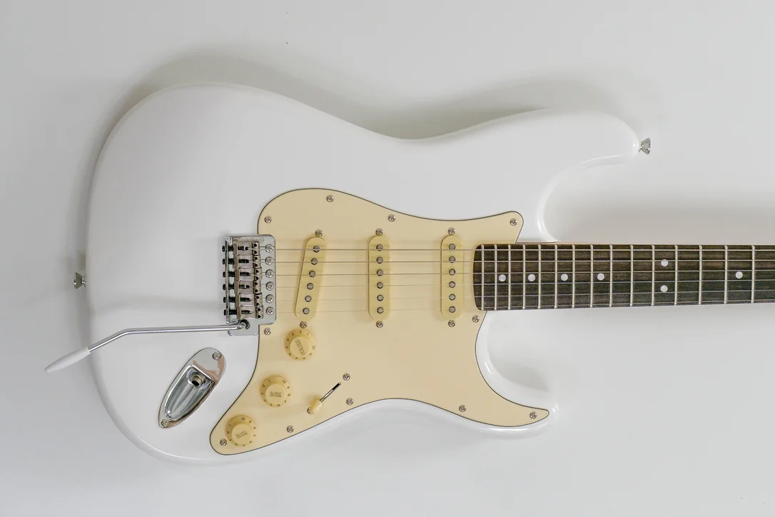 Carter Instruments 2024 Custom White Stratocaster Electric Guitar #0005