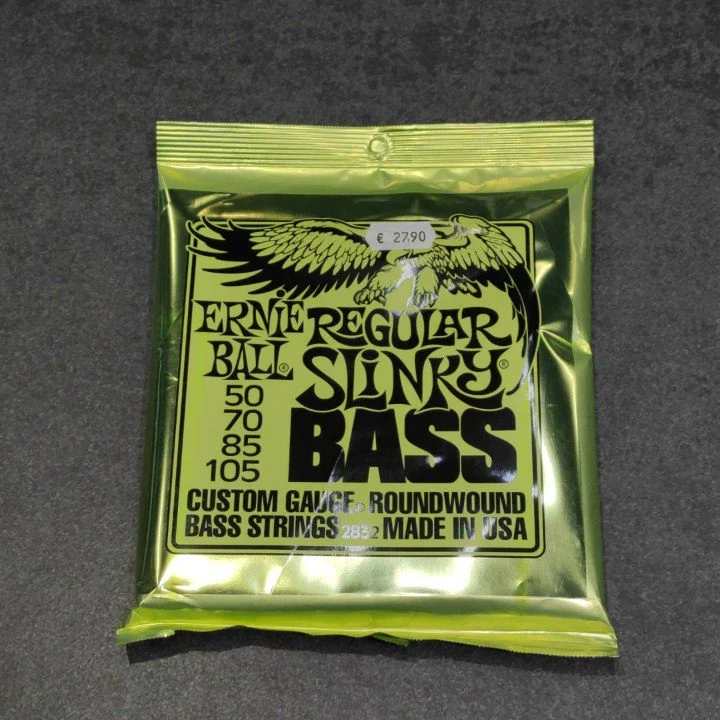 ERNIE BALL 2832 Regular Slinky Bass Corde da basso.