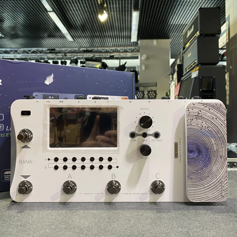 MOOER GE1000 White