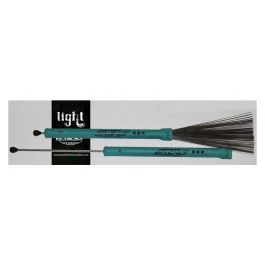 Facus facus brushes light