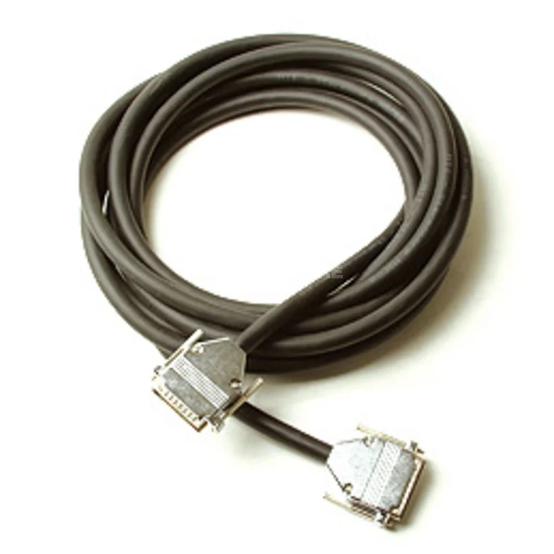 MUSIC STORE TDIF Digitalkabel D-Sub25, 5m D-Sub25 male/male, 8-CH I/O