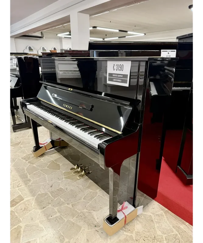 PIANOFORTE VERTICALE YAMAHA U1H NERO LUCIDO