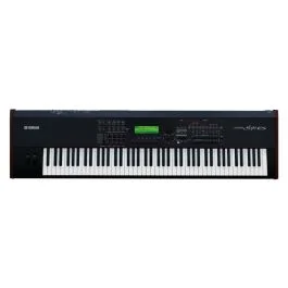 Yamaha s90es usato