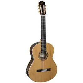 Chitarra Classica Admira A8 cedro