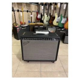 Fender twin amp 100w usato