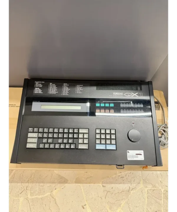 YAMAHA QX1